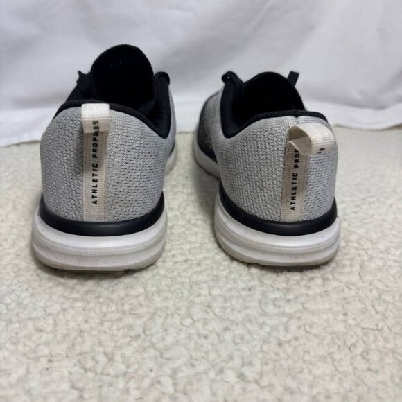 APL Techloom Pro - Women’s Size 6 - Picture 4 of 5